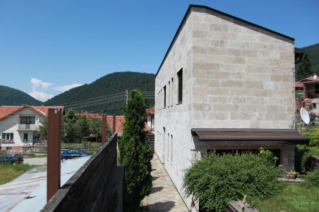 בלי איסקור The Stone Villa מראה חיצוני תמונה